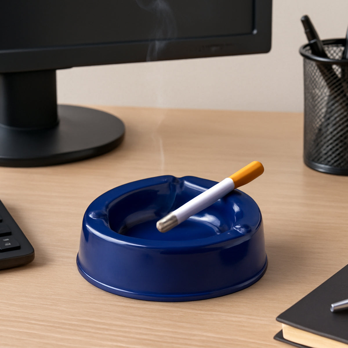 Oblivion Dark Blue Plastic +shtray (1 Pc)
