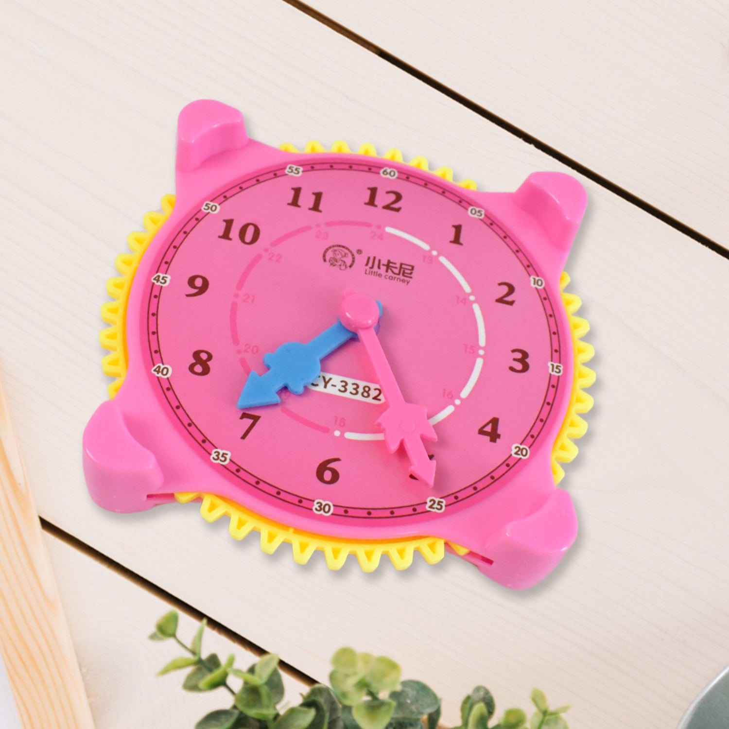 2-in-1 Navigation  Direction North-south Compass With Clock (1 Pc)