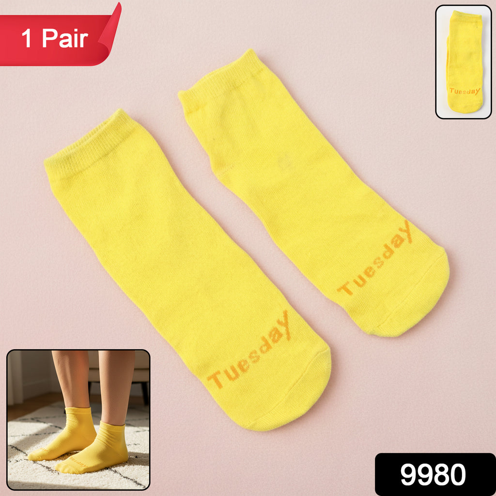 Tuesday Theme Yellow Casual Socks (1 Pair)