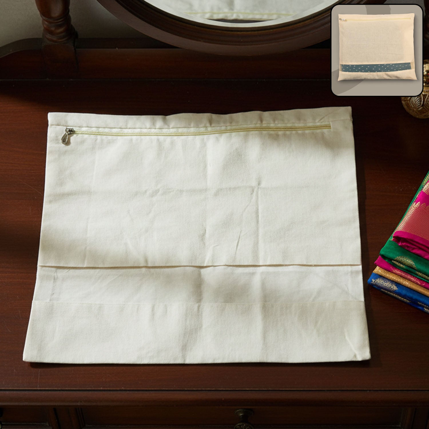 Zip Closure Saree Storage Bag (14.516.5 Cm 1 Pc)